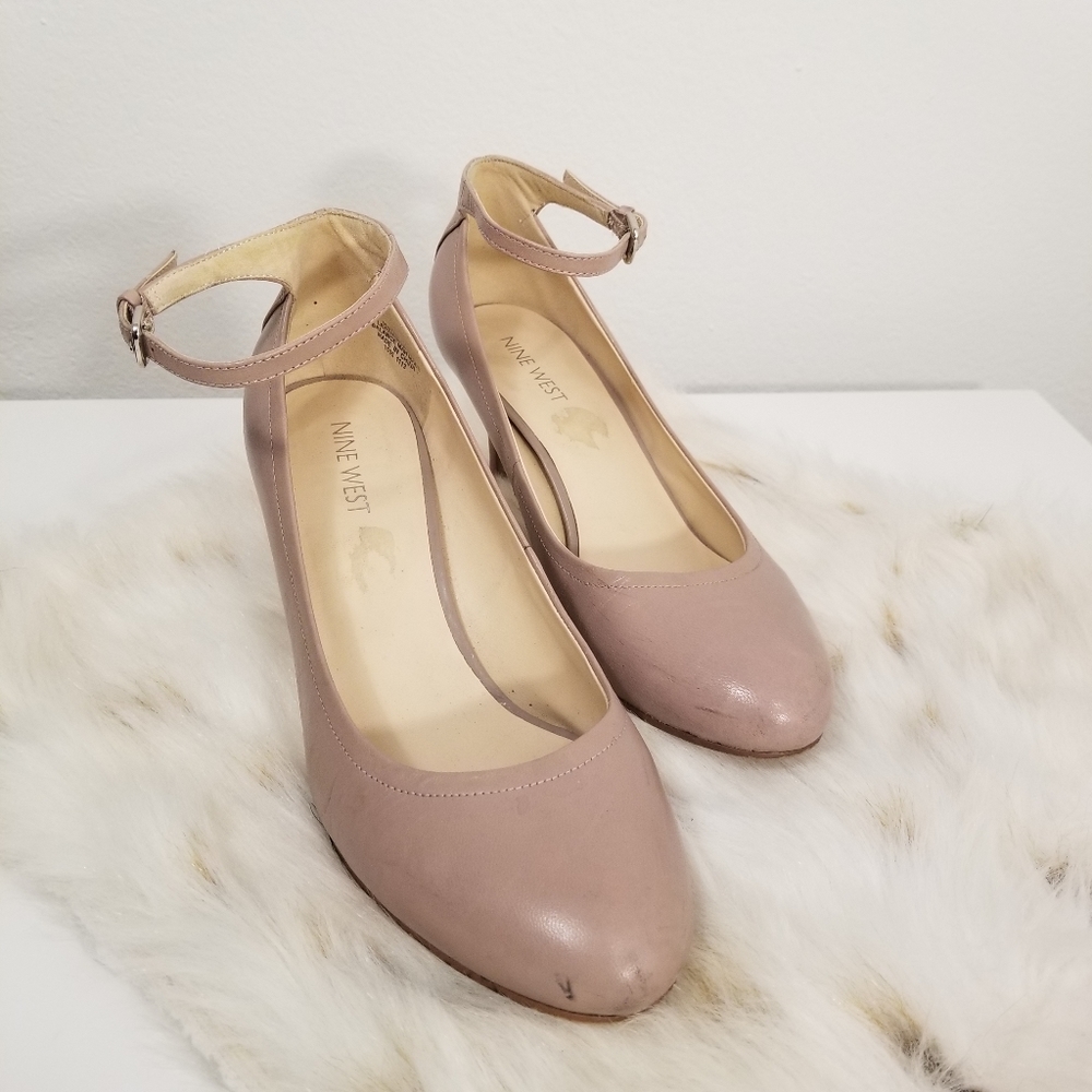 Nine West Pink Pump/heels